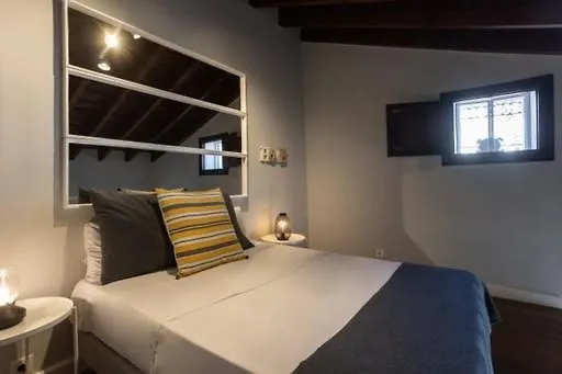 Life M&P Apartment Seville Spain