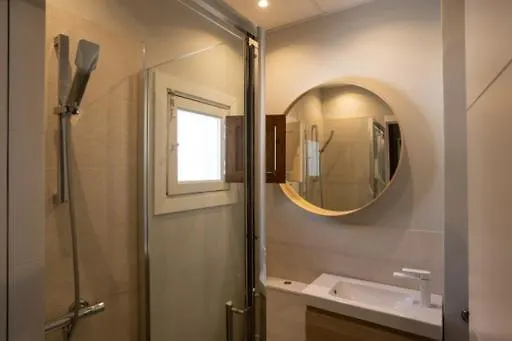 Life M&P Apartment Seville 0*,  Spain