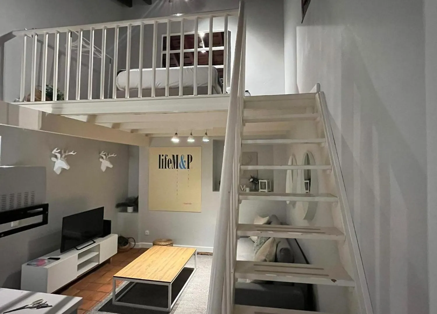 Life M&P Apartment Seville